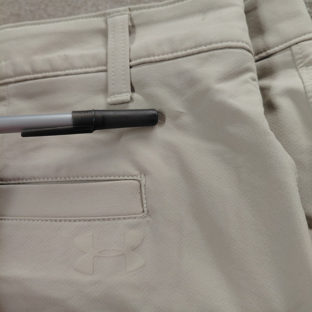 Under Armour Mens 42 Khaki Flat Front Golf Athletic Casual Shorts  9" Inseam UA - Picture 4 of 11
